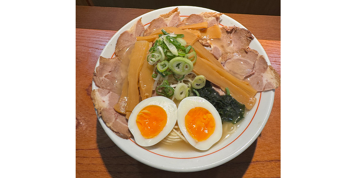 とりしおラーメン全部のせ